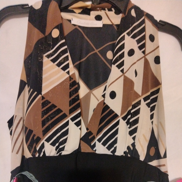 *2/$10*Charlotte Russe deep V neck black, tan and brown sleeveless top sz M - Picture 5 of 6